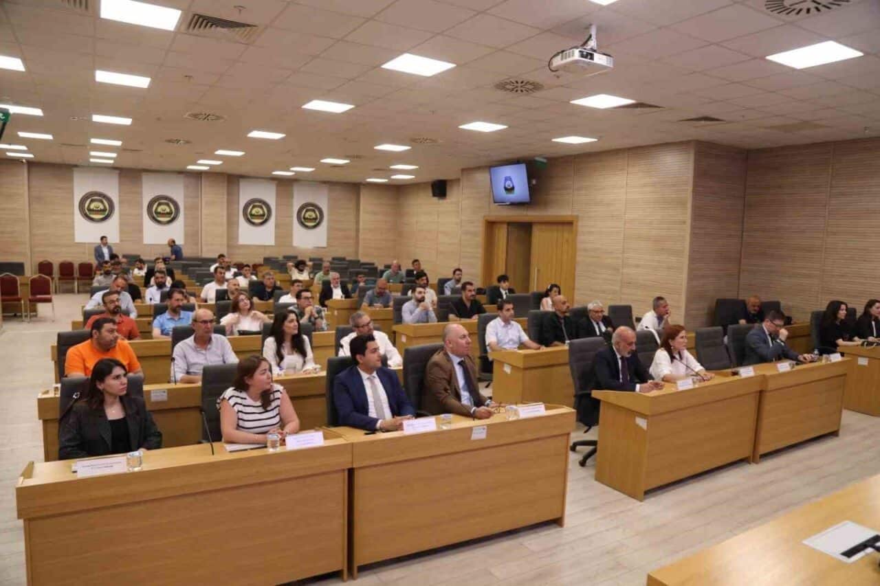 Diyarbakır’da Ticaret Bakanlığı ve DTSO işbirliğiyle "İhracat Süreçleri ve Devlet